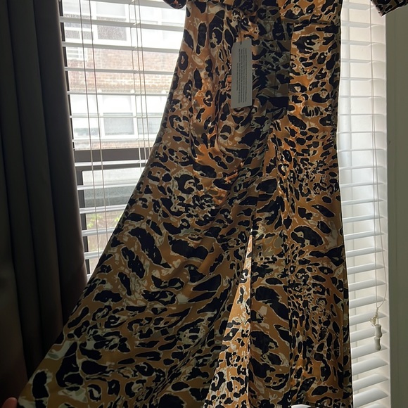 TopShop Printed Dress with Slit - Picture 3 of 8